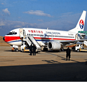 泉州机场托运航空快运业稳步发展的原因是什么？